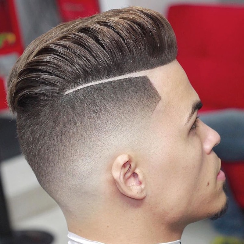 Kiểu tóc Hard Part Combover Pompadour